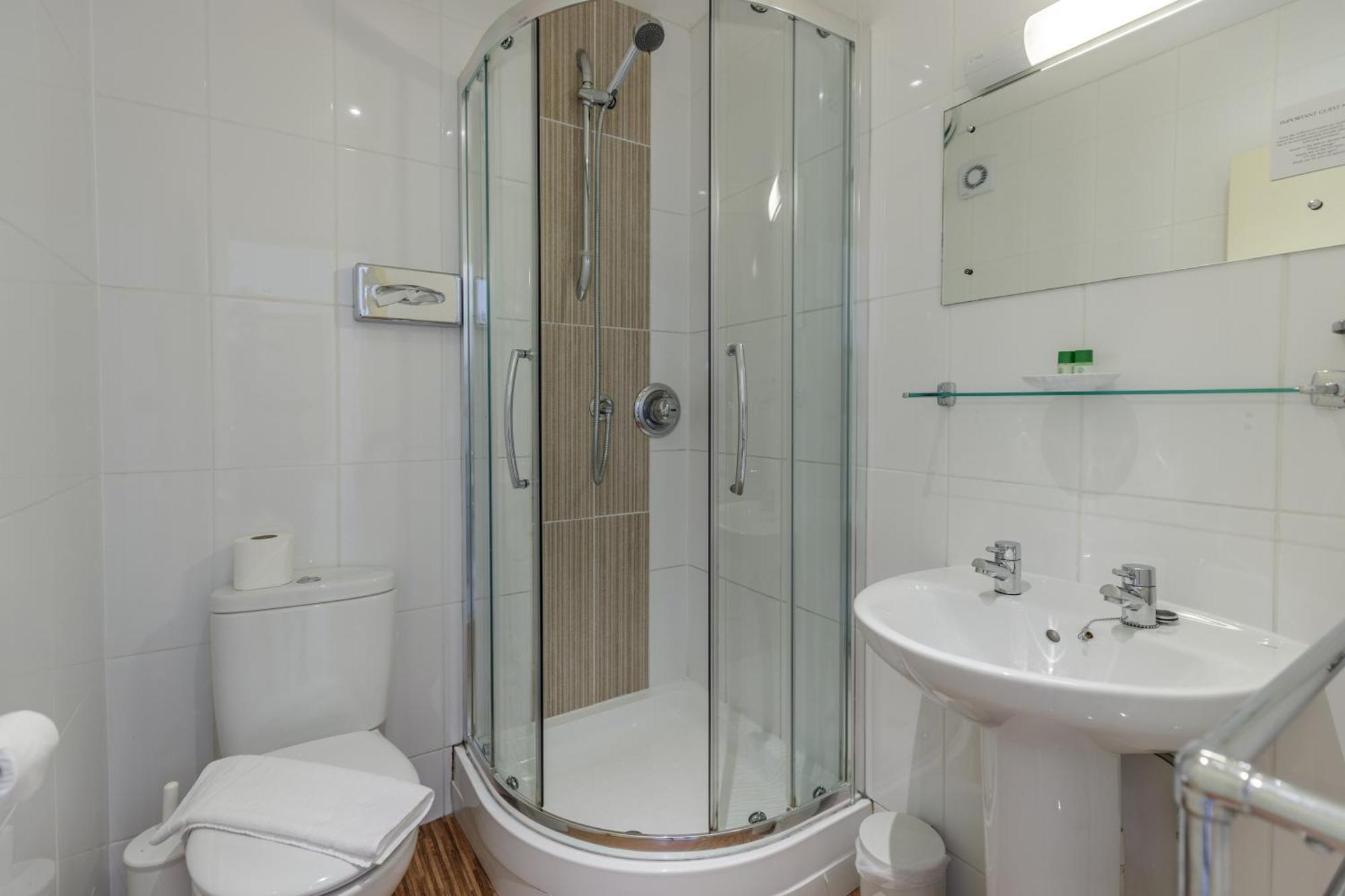Swan Revived Hotel มิลตันคีนส์ ภายนอก รูปภาพ
