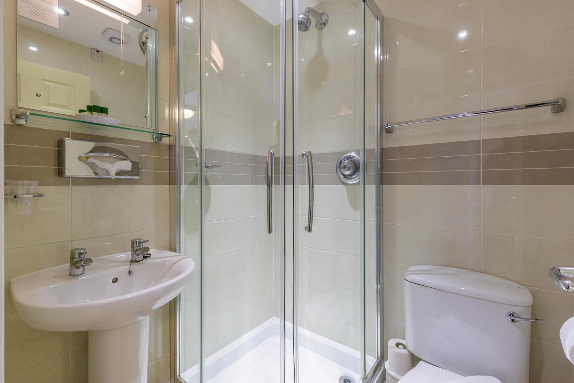 Swan Revived Hotel มิลตันคีนส์ ภายนอก รูปภาพ